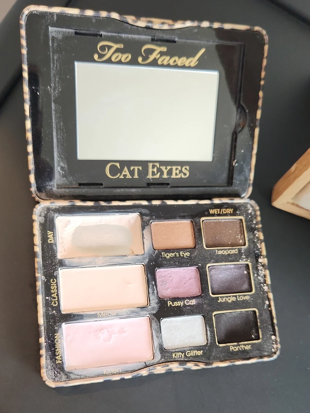 Too Faced Cat Eyes Eyeshadow Palette